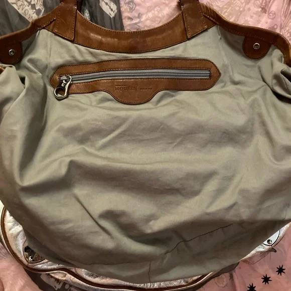 Rare Large Vintage Alexander McQueen bag. - Picture 8 of 13